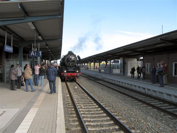 Fotohalt in Arnstadt Hbf, ©Stefan Scholz